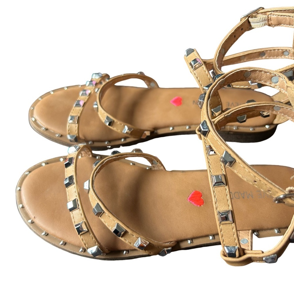 Steve Madden Studded Tan strapy Sandals